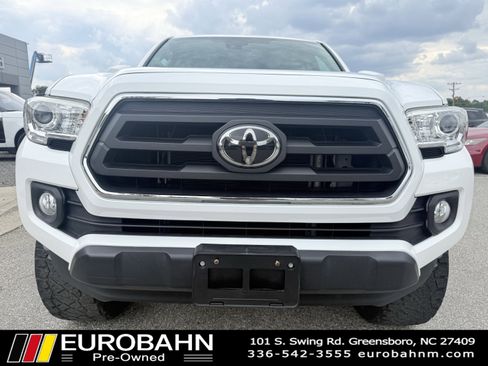 Used 2021 Toyota Tacoma SR5 RWD image 19