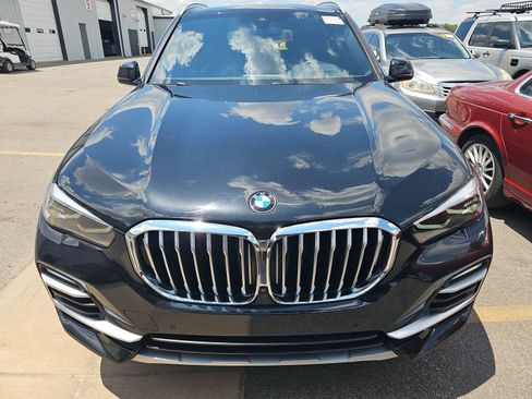 Used 2021 BMW X5 sDrive40i w/ Premium Package RWD image 2