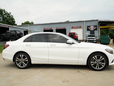 Used 2020 Mercedes-Benz C 300 4MATIC Sedan image 3