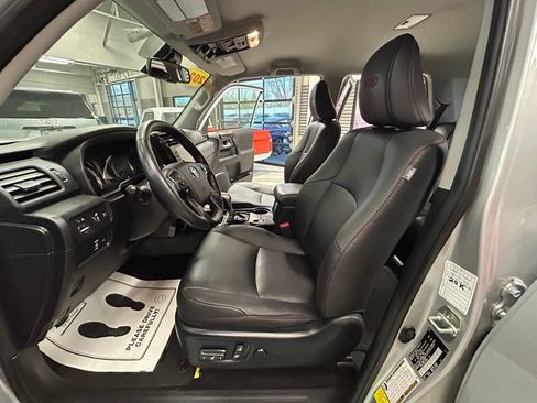 Used 2024 Toyota 4Runner TRD Off-Road Premium image 57