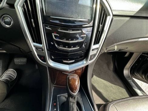 Used 2014 Cadillac SRX Luxury w/ Driver Awareness Package AWD/4WD image 18