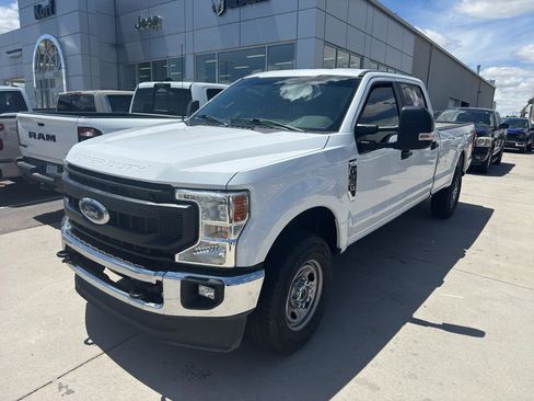 Used 2022 Ford F350 XL w/ Power Equipment Group AWD/4WD image 1