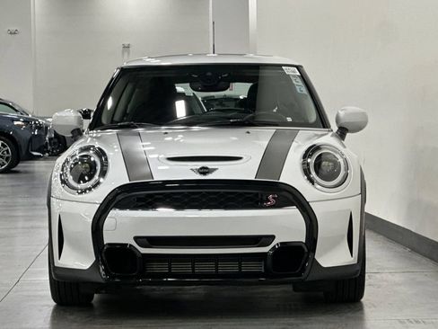 Certified 2024 MINI Cooper S w/ Signature Upholstery Package FWD image 9