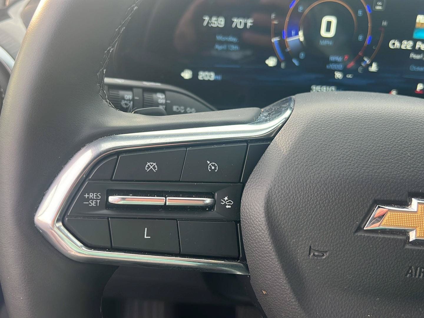 Used 2025 Chevrolet Equinox LT FWD image 20