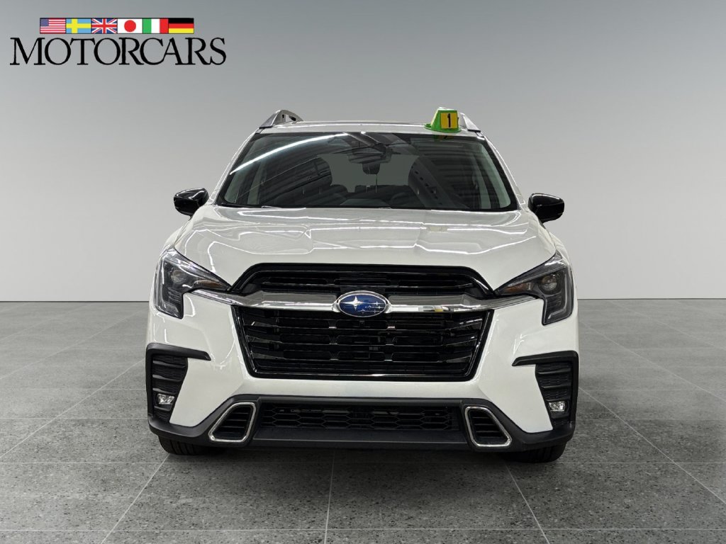 Used 2024 Subaru Ascent Touring AWD/4WD image 8