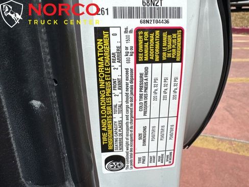 Used 2020 Toyota Tacoma SR image 21