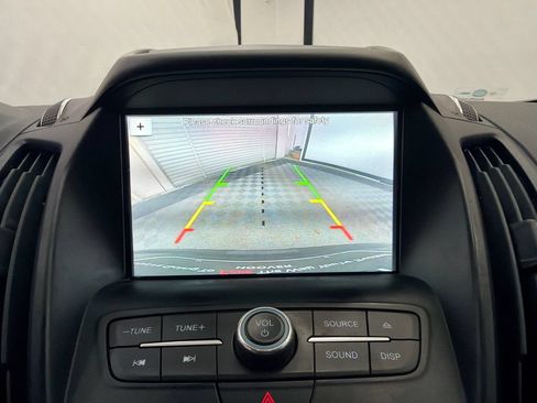 Used 2018 Ford Escape SE w/ SE Sync 3 Package FWD image 23