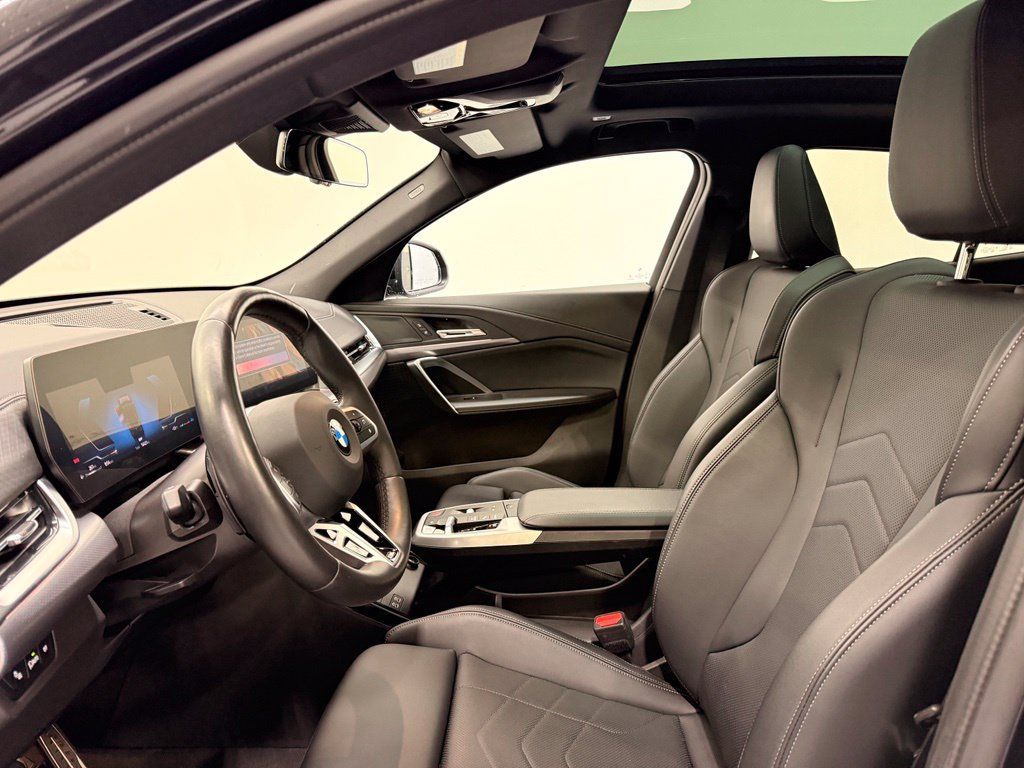 Used 2026 BMW X2 xDrive28i AWD/4WD image 10