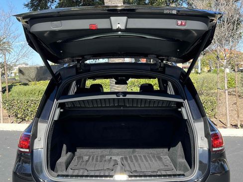 Used 2023 Mercedes-Benz Maybach GLS 600 4MATIC image 80