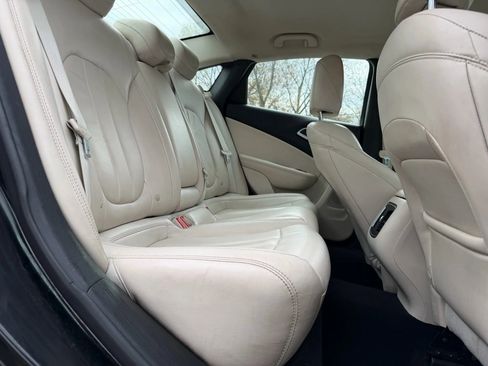 Used 2015 Chrysler 200 C w/ Navigation & Sound Group I image 13