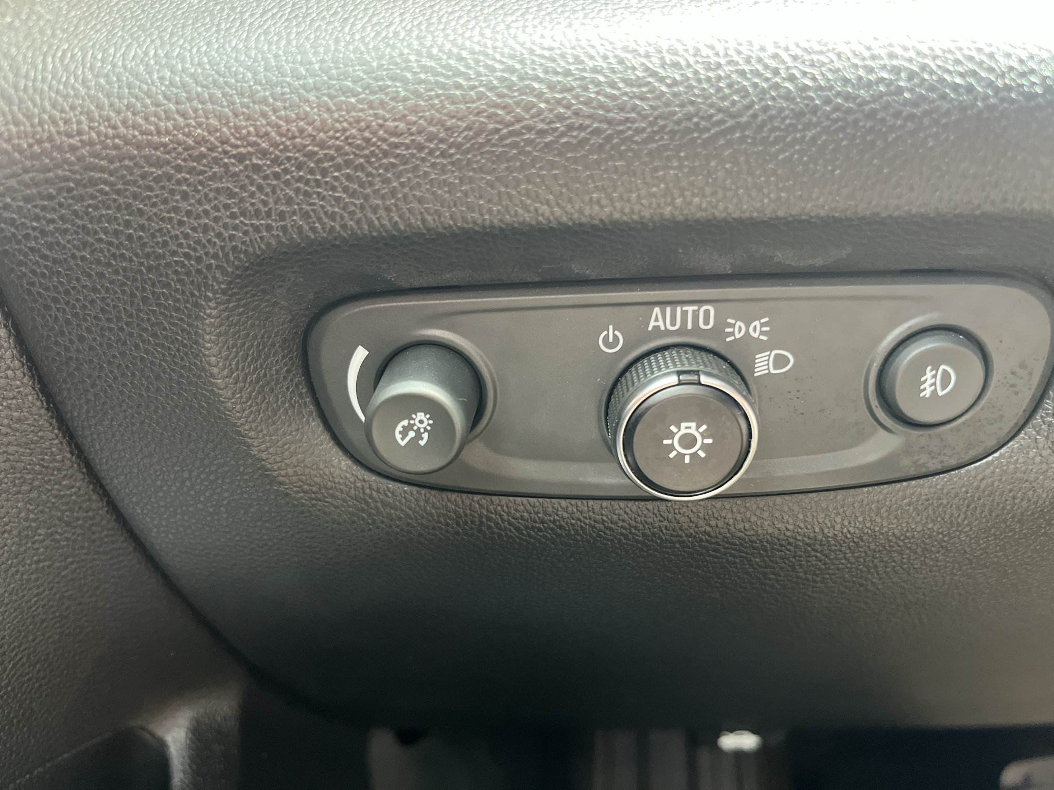 Used 2019 Chevrolet Traverse High Country w/ LPO, Floor Liner Package AWD/4WD image 17