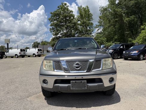 Used 2007 Nissan Frontier NISMO w/ Utility Bed Pkg AWD/4WD image 3