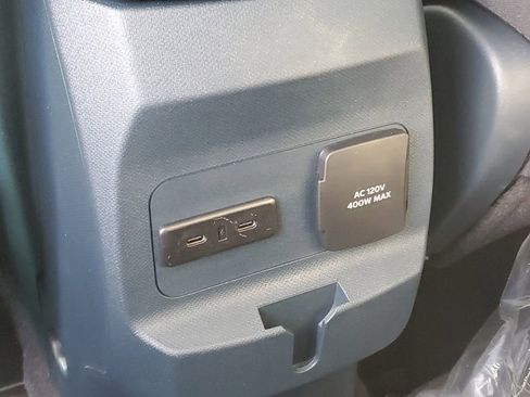 New 2025 Ford Maverick XLT w/ XLT Luxury Package image 23