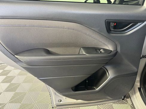 Used 2025 Subaru Forester Premium w/ Convenience Package #1 image 22