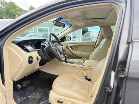 Used 2017 Ford Taurus SEL w/ Equipment Group 201A AWD/4WD image 9