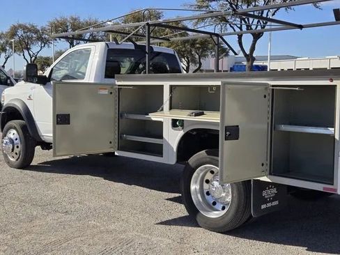 Used 2023 RAM 4500 Tradesman RWD image 3