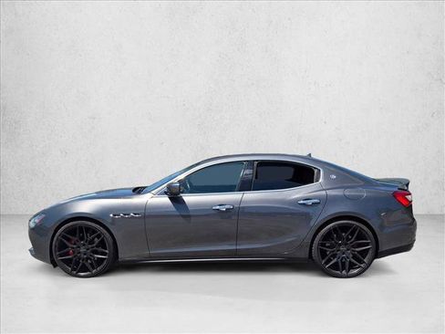 Used 2016 Maserati Ghibli S Q4 AWD/4WD image 5