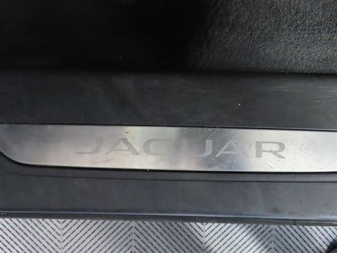 Used 2022 Jaguar F-PACE S image 17