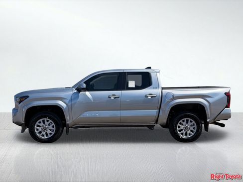 New 2026 Toyota Tacoma SR5 AWD/4WD image 3