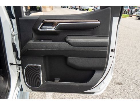 Used 2024 Chevrolet Silverado 1500 LT AWD/4WD image 20