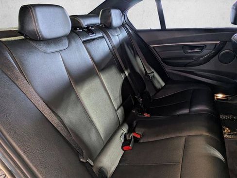 Used 2016 BMW 328i Sedan RWD image 16