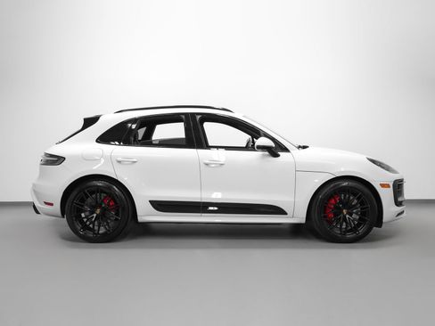 Certified 2022 Porsche Macan GTS image 13
