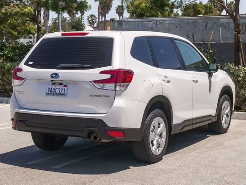 Used 2022 Subaru Forester AWD/4WD image 10