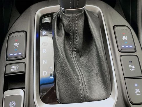 Used 2017 Hyundai Santa Fe Limited FWD image 25