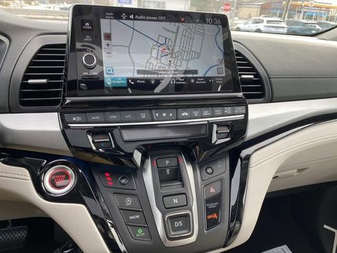 New 2026 Honda Odyssey Touring image 21