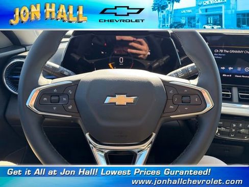 New 2026 Chevrolet Trax LT w/ LT Convenience Package image 26