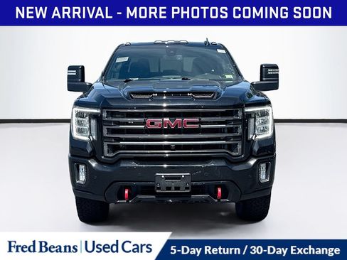 Used 2023 GMC Sierra 3500 AT4 w/ AT4 Preferred Package AWD/4WD image 2