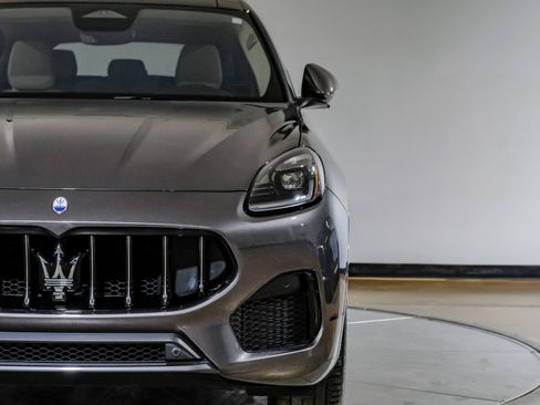 Used 2023 Maserati Grecale GT AWD/4WD image 47