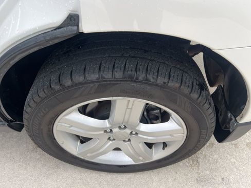 Used 2010 Subaru Forester 2.5X Limited image 18