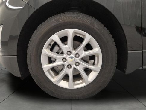 Used 2019 Chevrolet Equinox LT FWD image 3
