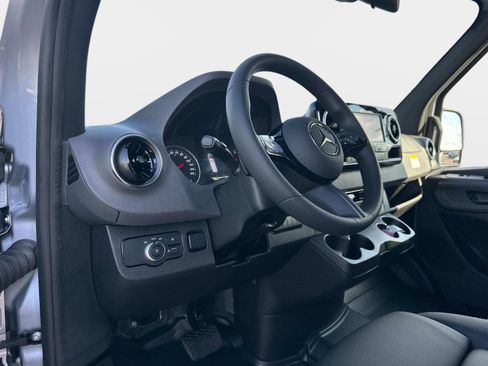 New 2025 Mercedes-Benz Sprinter 2500 image 16