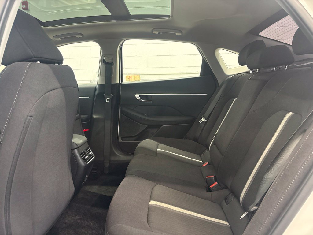 Used 2022 Hyundai Sonata SEL w/ Convenience Package FWD image 15