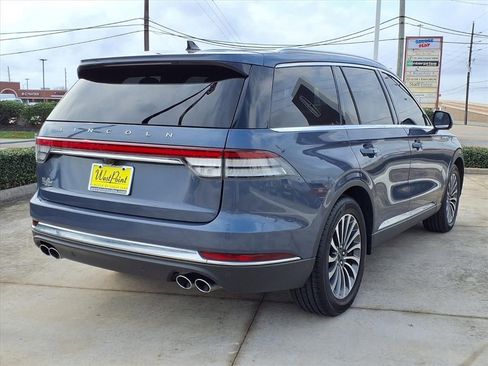 Certified 2021 Lincoln Aviator Reserve w/ Equipment Group 201A image 2