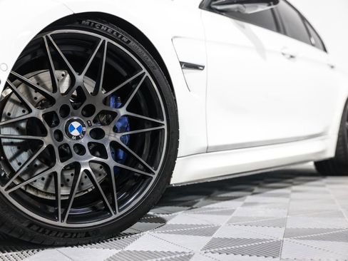 Used 2018 BMW M3 image 11