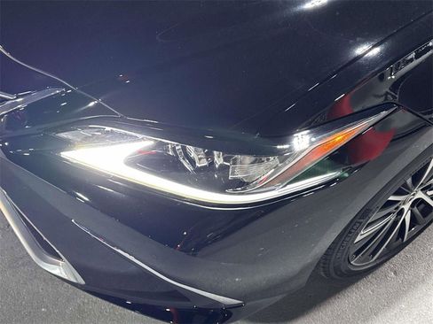 Used 2023 Lexus ES 350 w/ Premium Package image 7