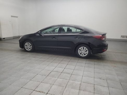 Used 2020 Hyundai Elantra SE w/ Cargo Package (C1) FWD image 3