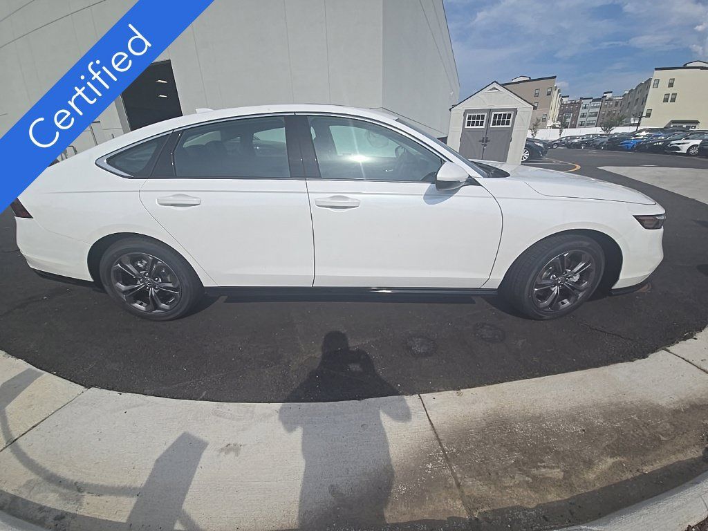 Certified 2026 Honda Accord EX-L image 4