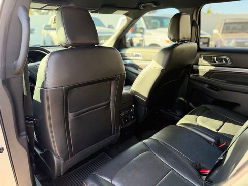 Used 2019 Ford Explorer Sport w/ Equipment Group 401A AWD/4WD image 16