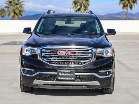 Used 2019 GMC Acadia SLT image 2