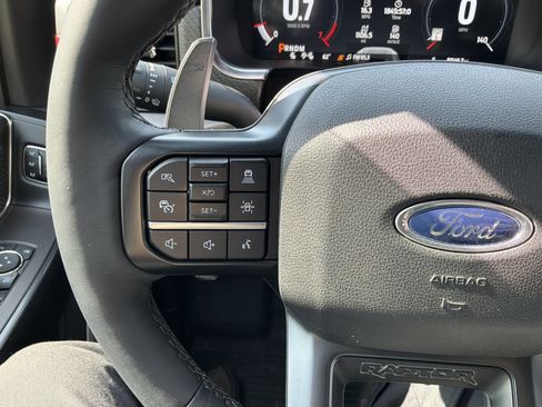 Used 2023 Ford F150 Raptor w/ Raptor Carbon Fiber Package image 18