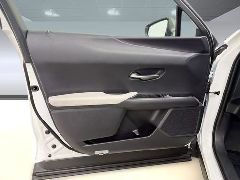 New 2026 Lexus UX 300h FWD image 21