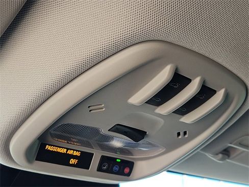 New 2026 Chevrolet Trax ACTIV w/ Sunroof Package image 29