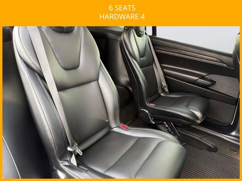 Used 2025 Tesla Model X image 3