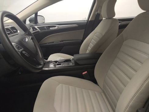 Used 2018 Ford Fusion S FWD image 17