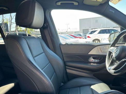 Used 2024 Mercedes-Benz GLE 350 4MATIC image 11