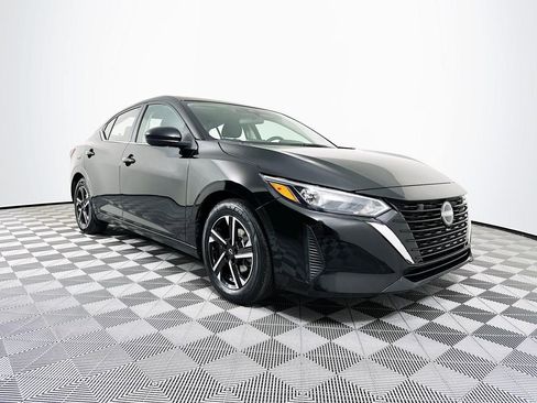 Used 2024 Nissan Sentra SV image 6